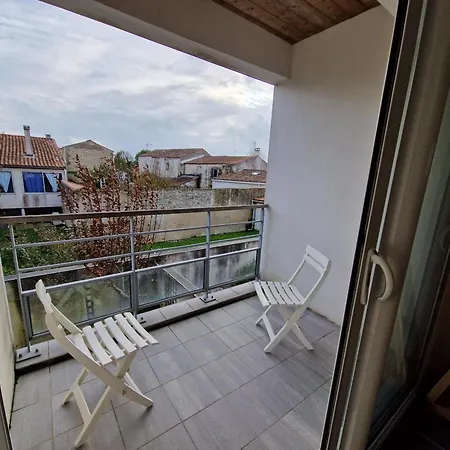 Angoulins, 3 Pieces, 5 Personnes - Fr-1-706-22 * Angoulins-sur-Mer